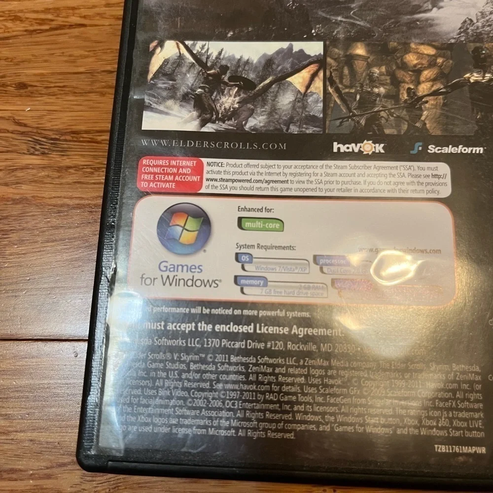 SKYRIM PC DVD game for windows w/ original MAP, case, and instruction booklet